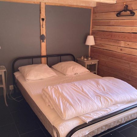 La Cabane Charmante Petite Maison 2 Chambres A 2,5Km Plage Сен-Жорж-д'Олерон Екстер'єр фото